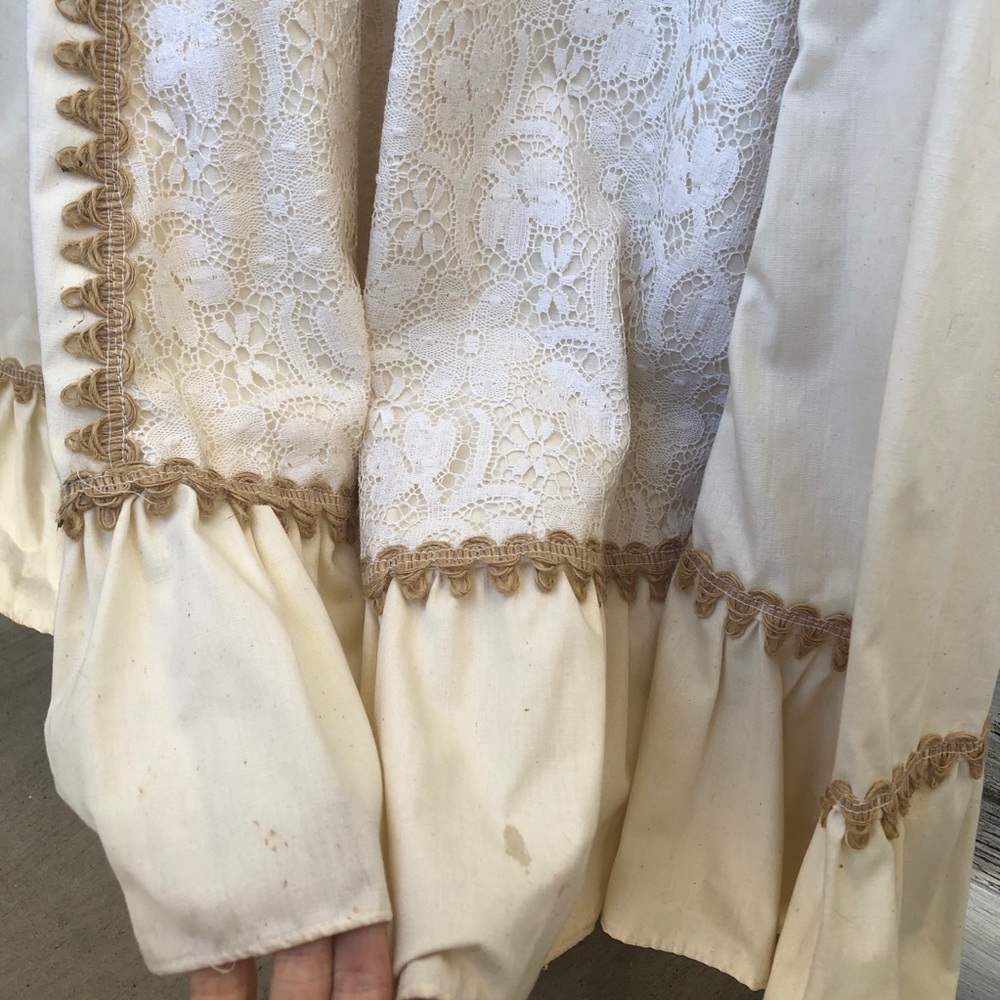 SOLD Gunne Sax Ivory Lace Gown (Updated) - Picture 8 of 14